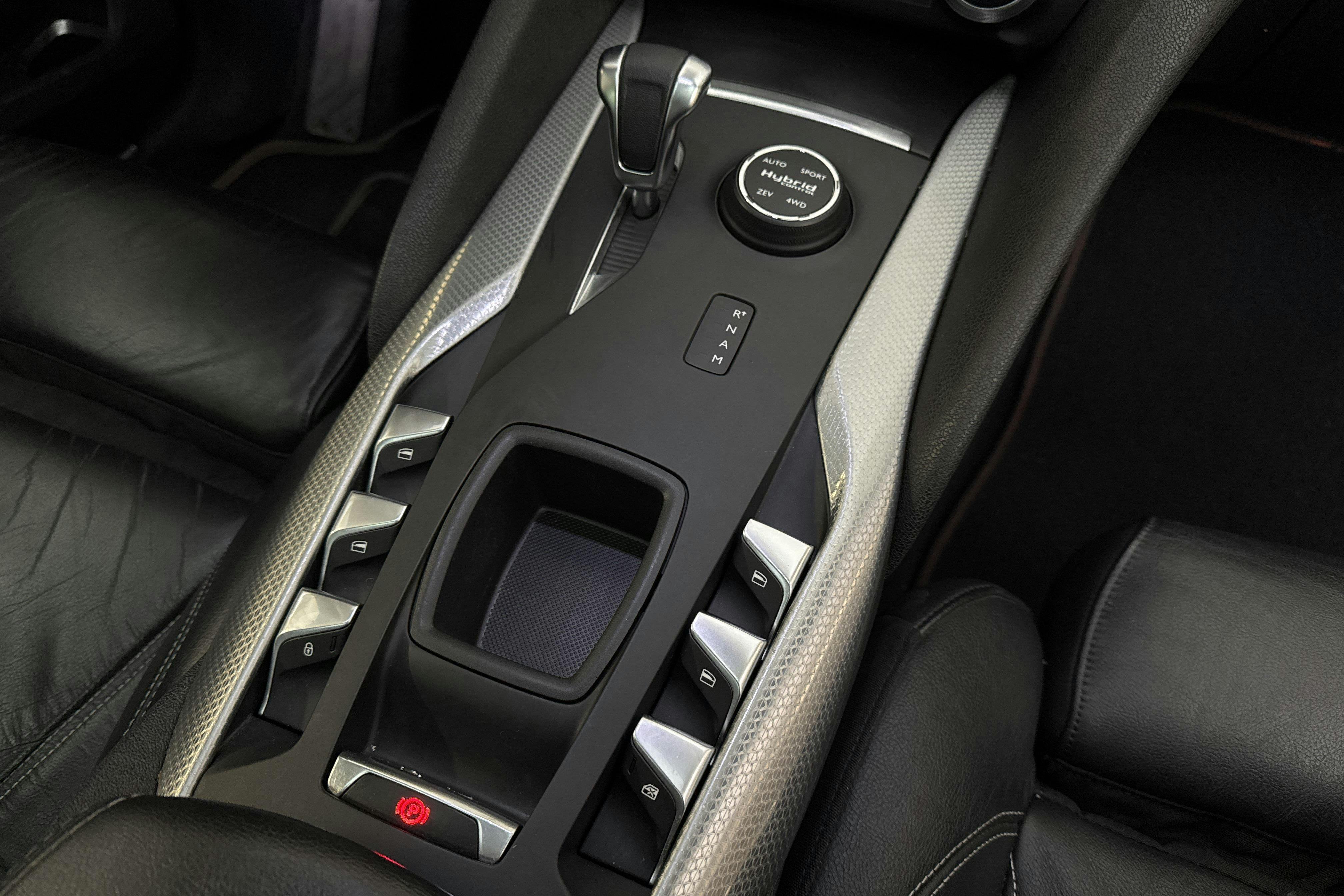 Vehicle Image 14