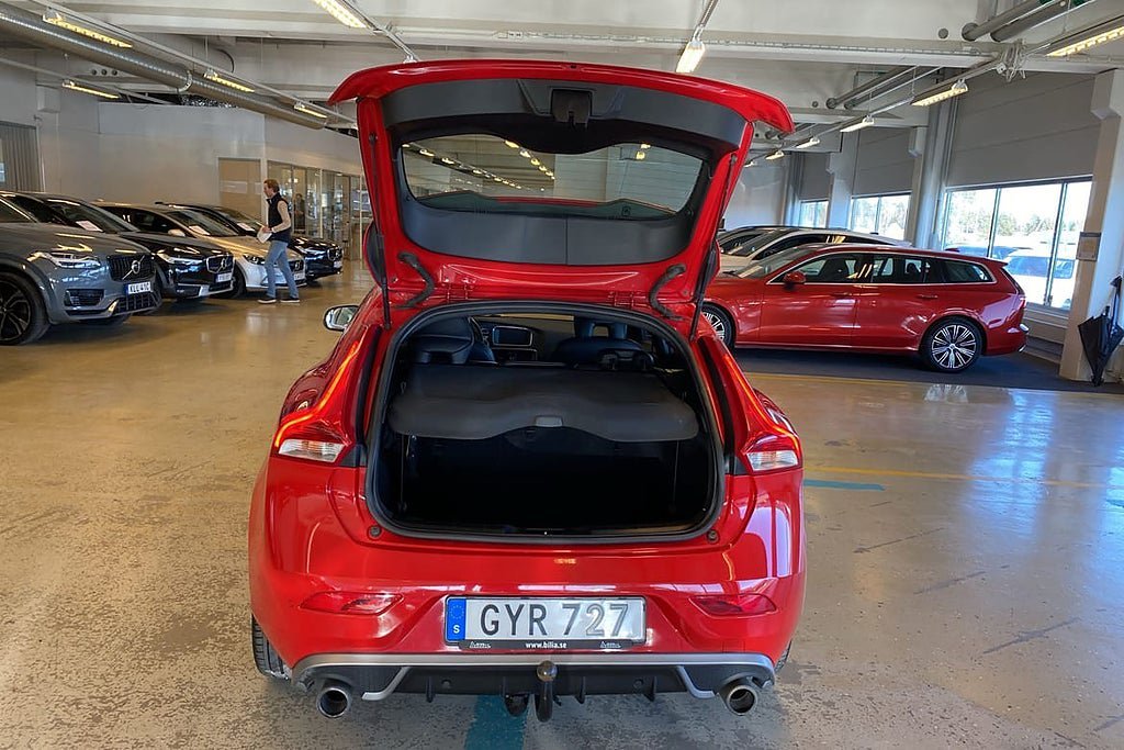 Vehicle Image 28