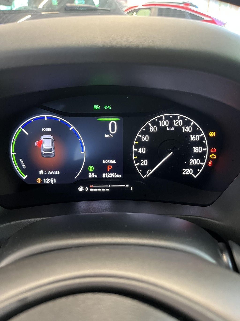 Vehicle Image 8