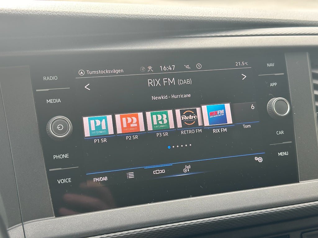 Vehicle Image 12