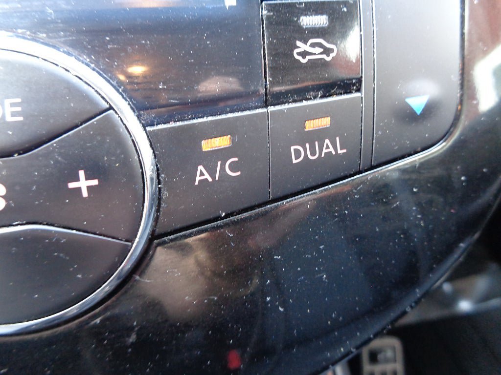 Vehicle Image 27