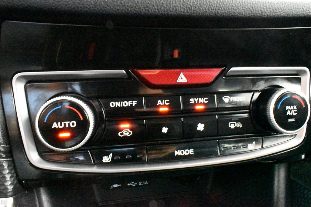 Vehicle Image 22