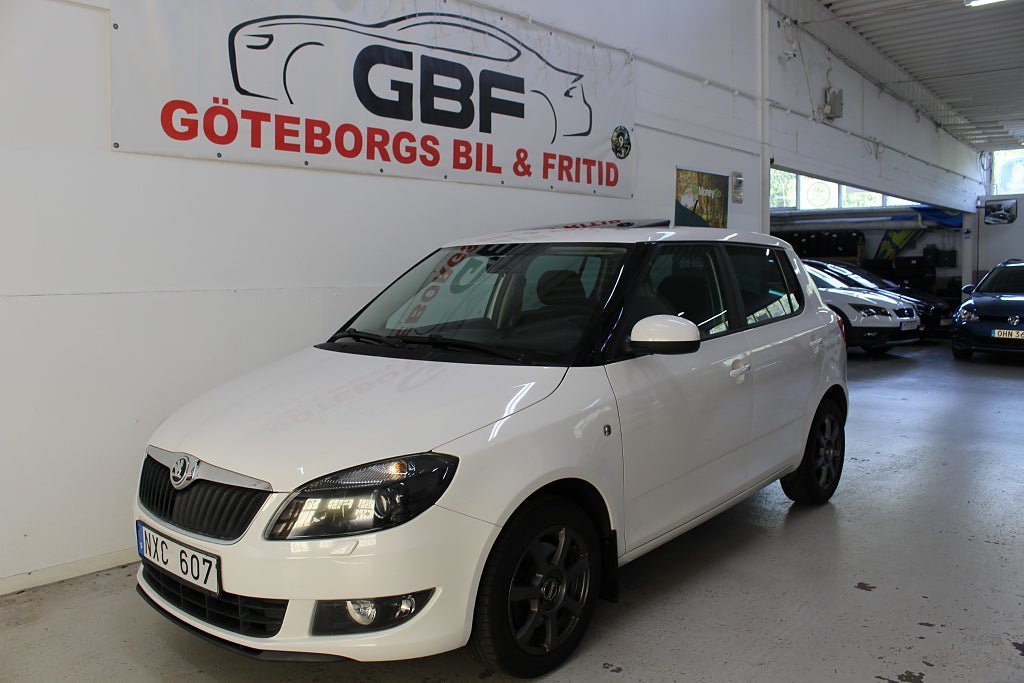 Vehicle Image 1