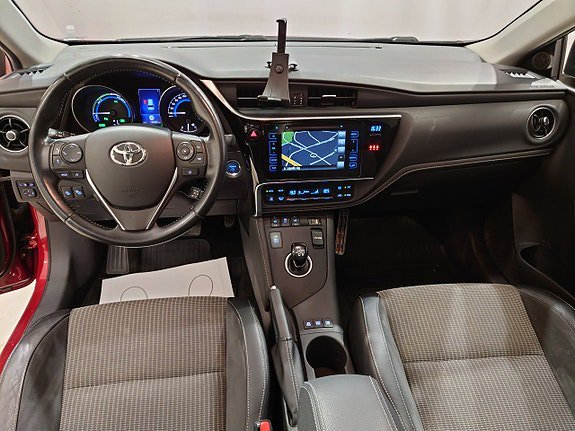 Vehicle Image 9