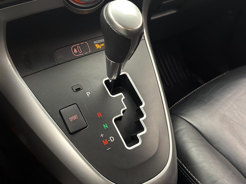 Vehicle Image 22