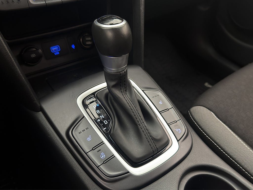 Vehicle Image 22