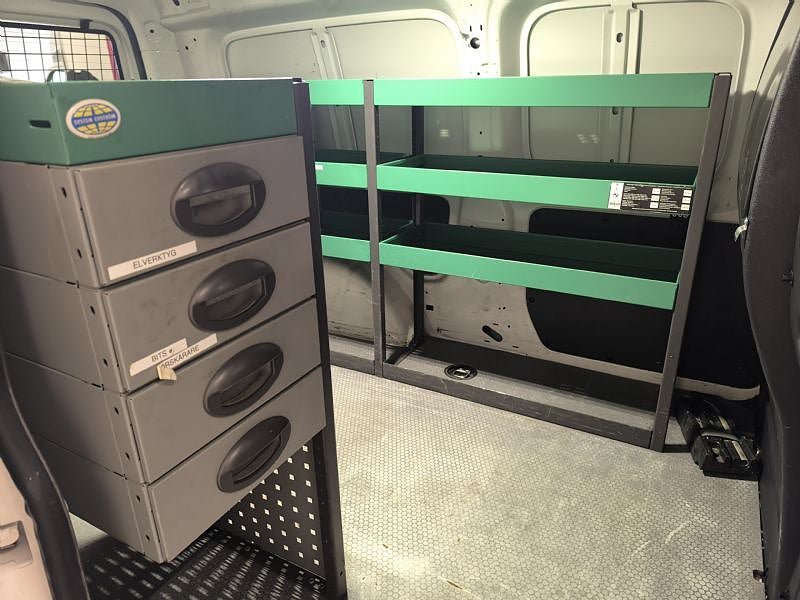 Vehicle Image 9
