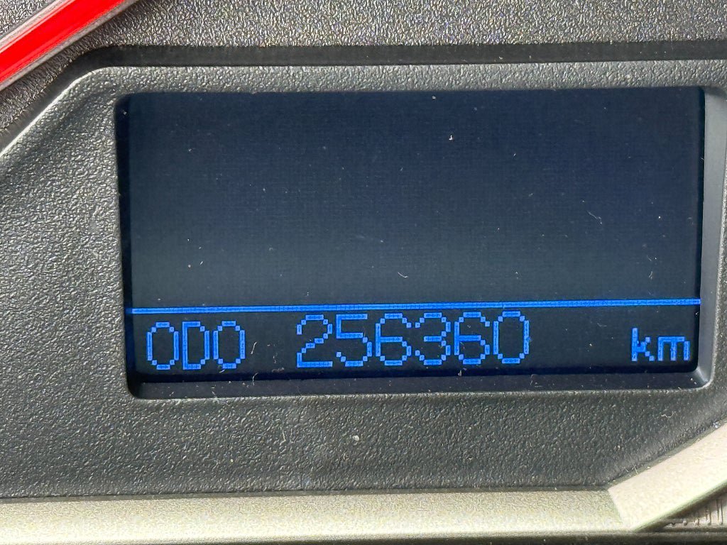 Vehicle Image 13