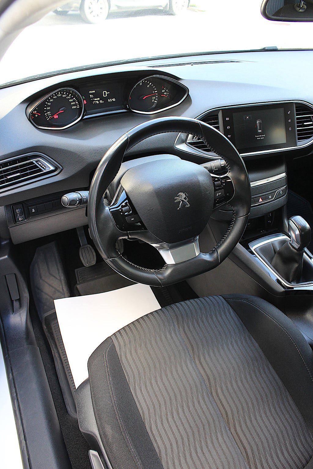 Vehicle Image 19