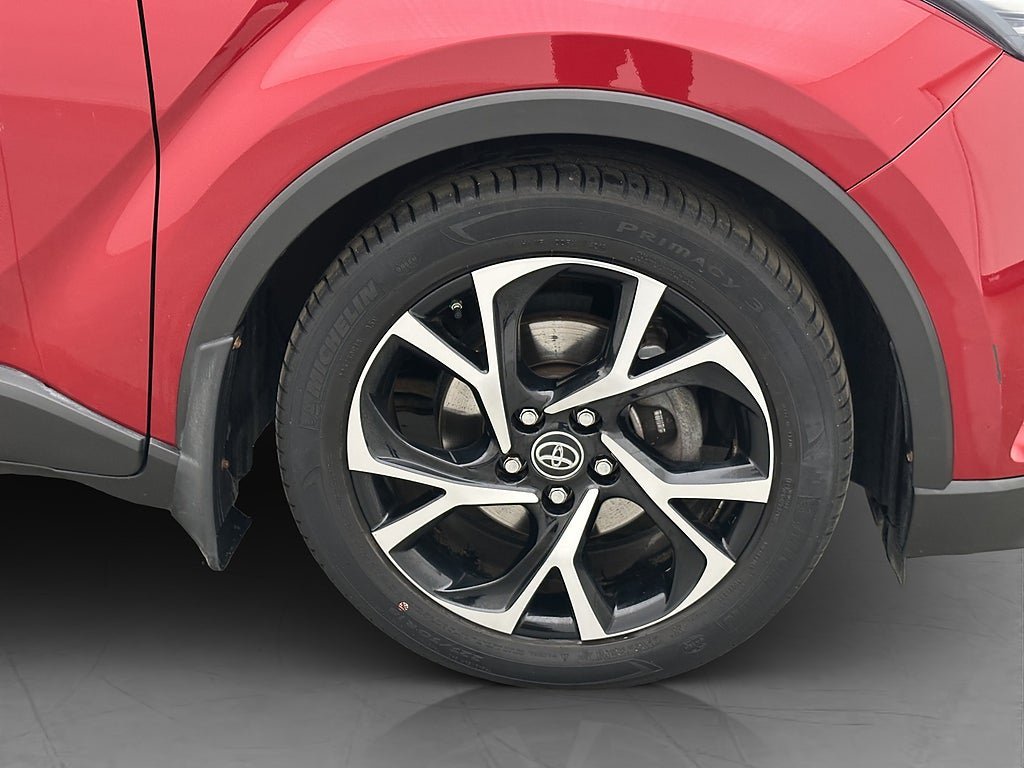Vehicle Image 10