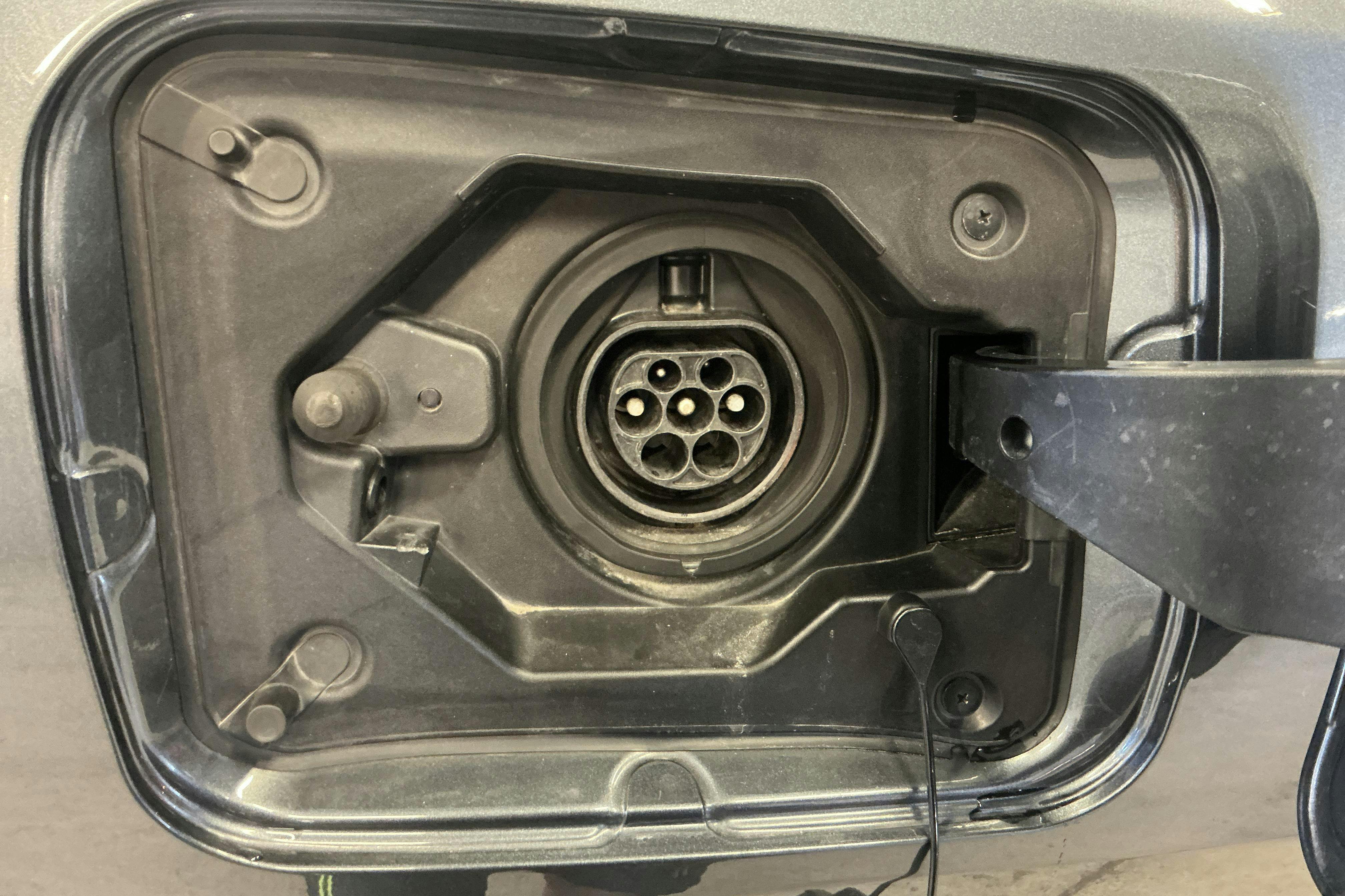 Vehicle Image 14