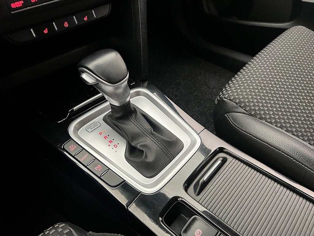 Vehicle Image 26