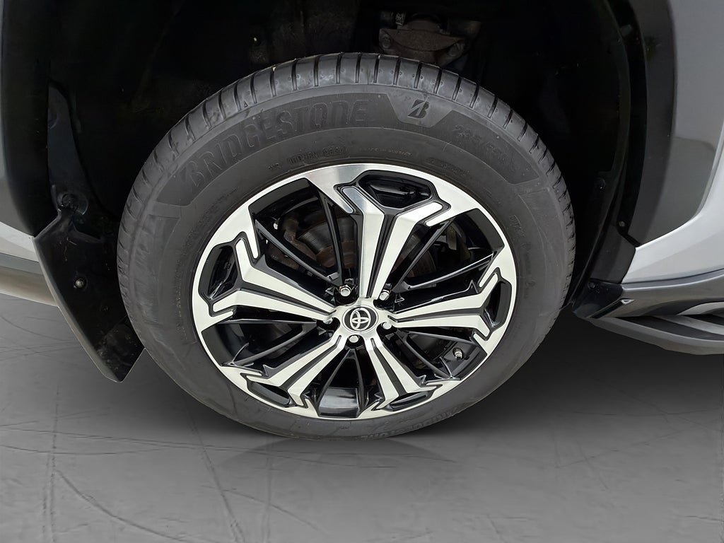 Vehicle Image 37