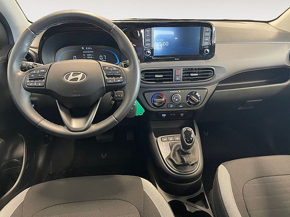 Vehicle Image 11