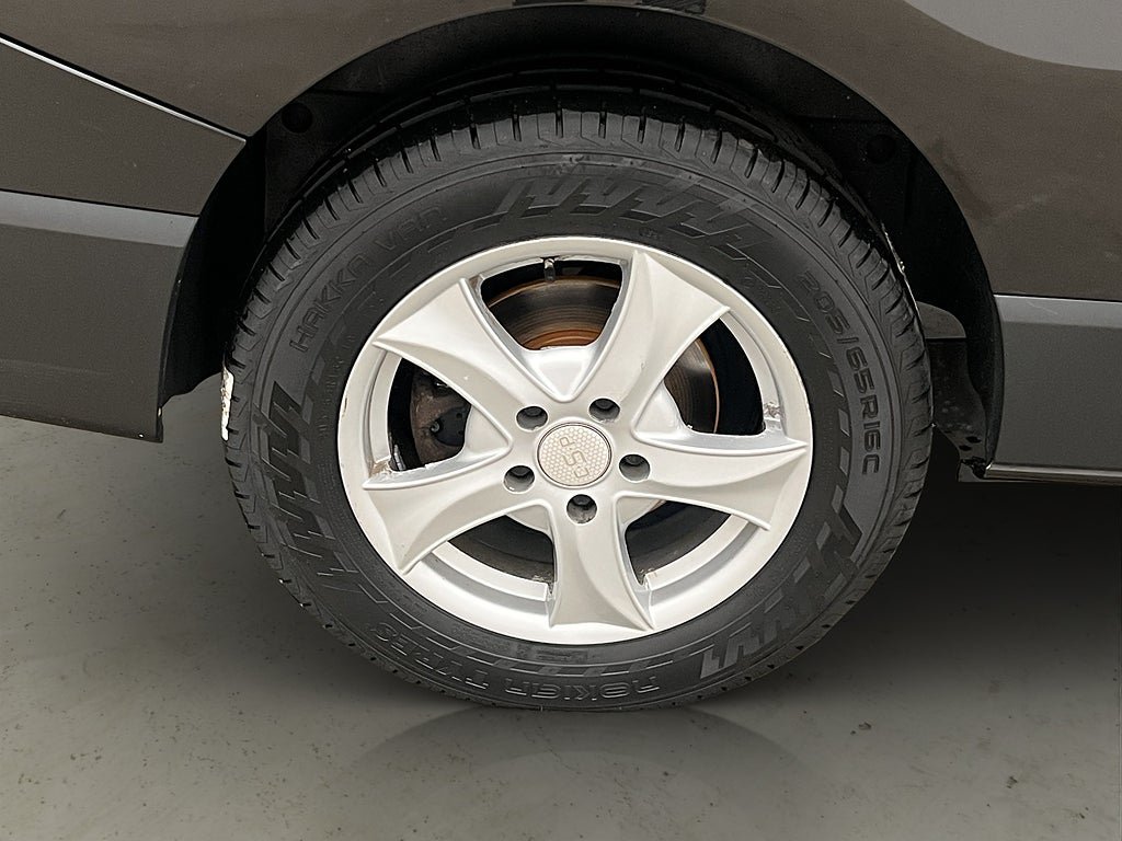 Vehicle Image 22