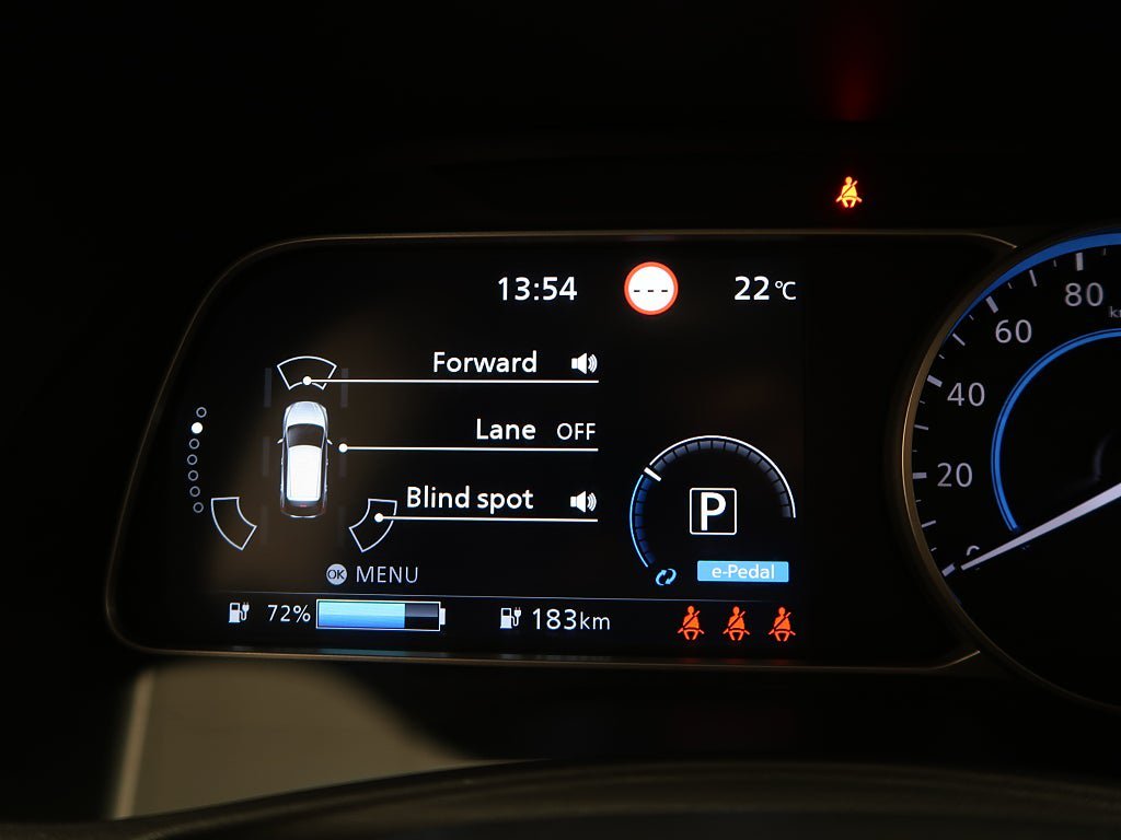 Vehicle Image 25