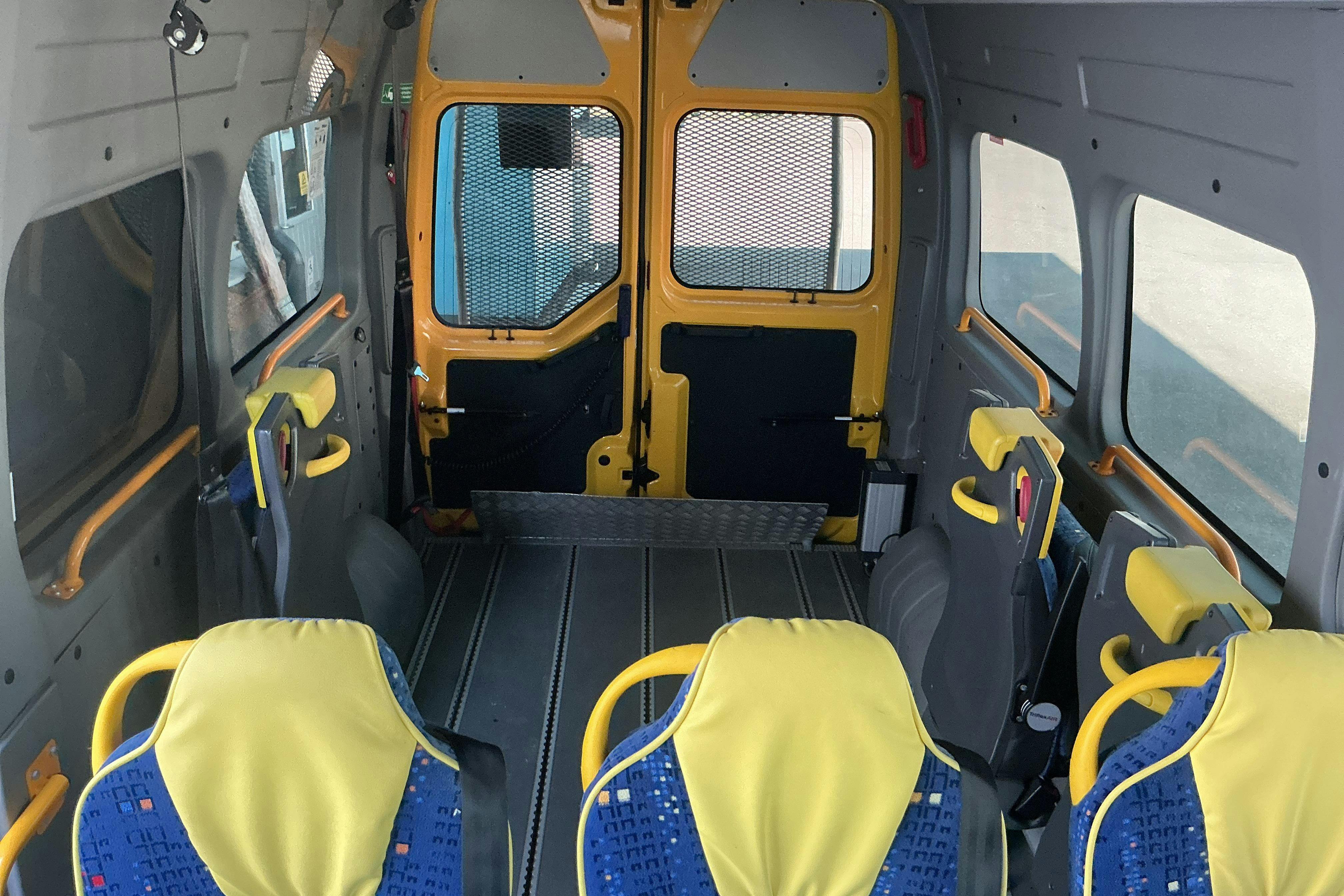 Vehicle Image 15