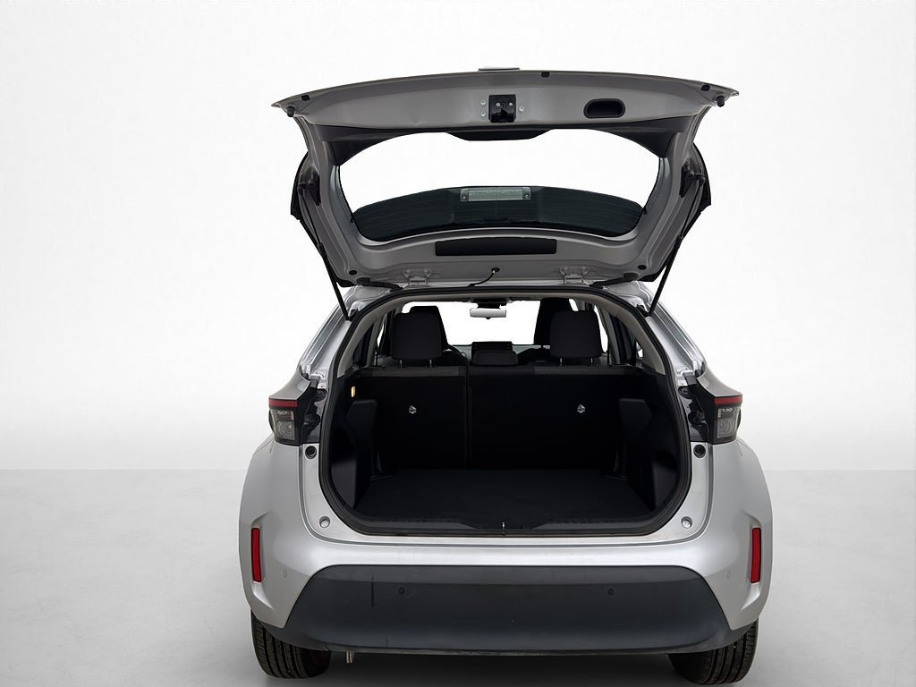 Vehicle Image 9