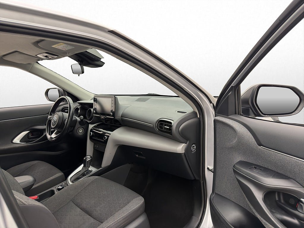 Vehicle Image 23