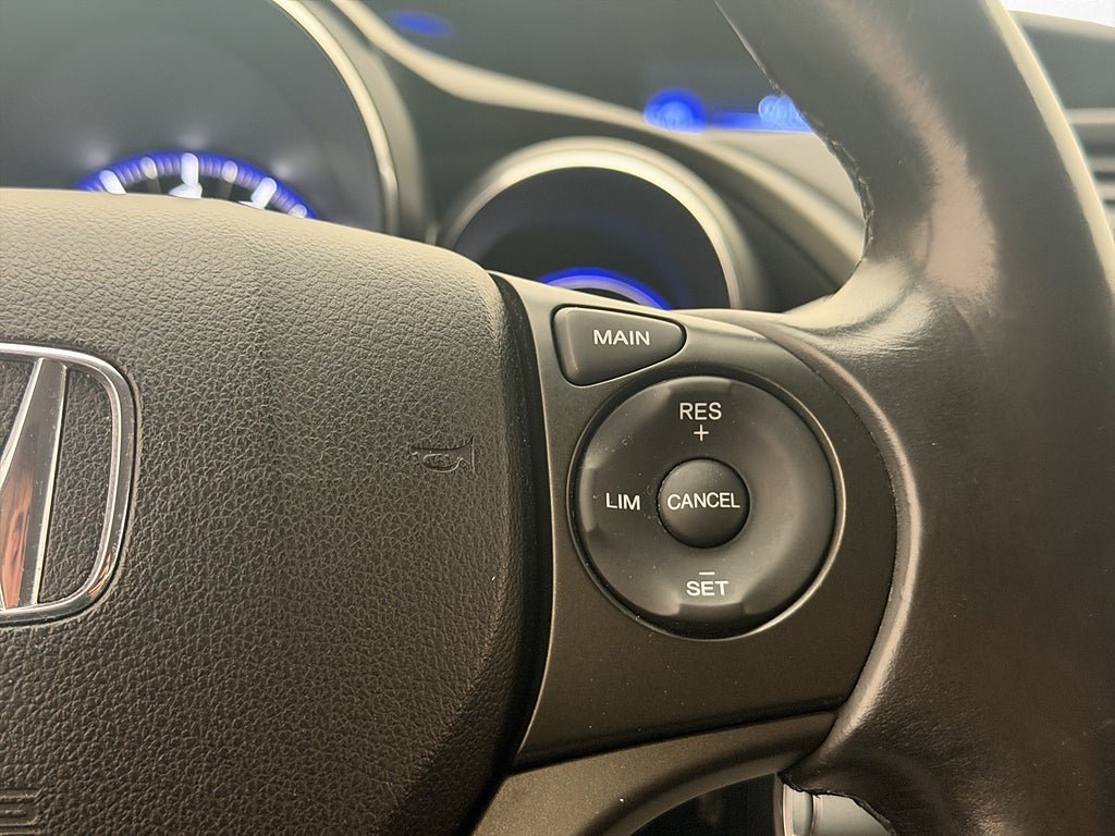 Vehicle Image 17