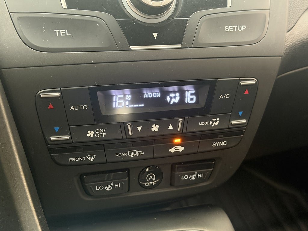 Vehicle Image 22