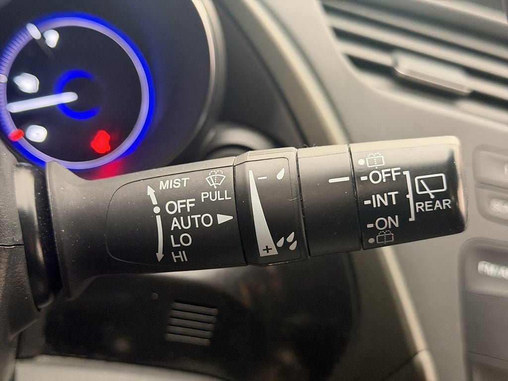 Vehicle Image 31