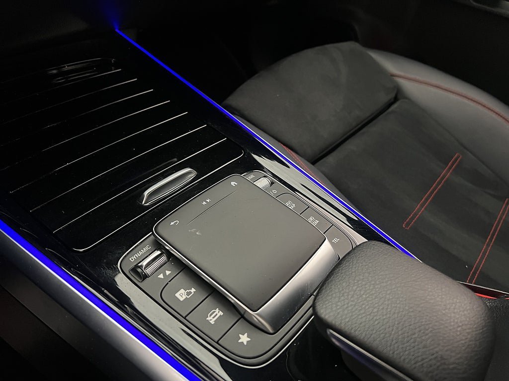 Vehicle Image 27
