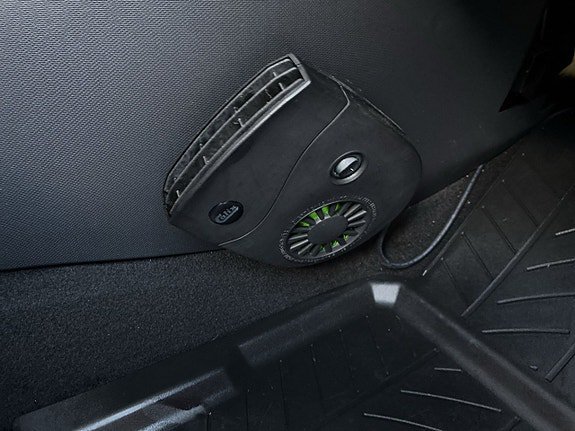 Vehicle Image 17