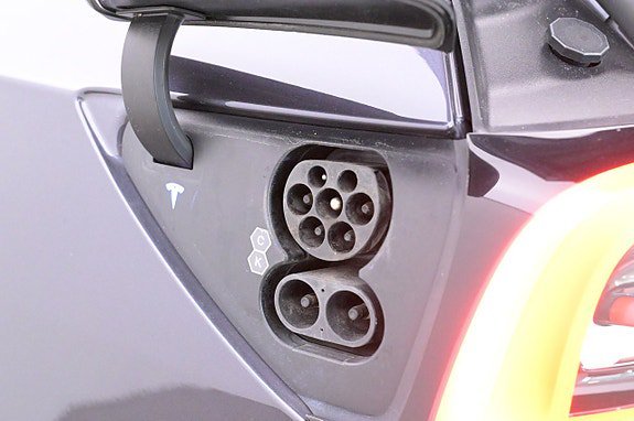 Vehicle Image 24