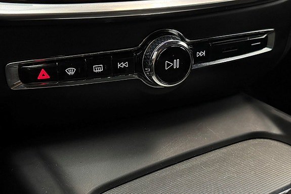 Vehicle Image 29