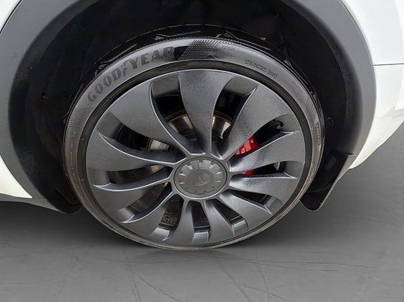 Vehicle Image 28