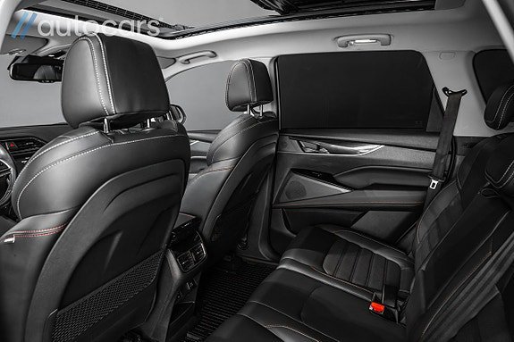 Vehicle Image 30