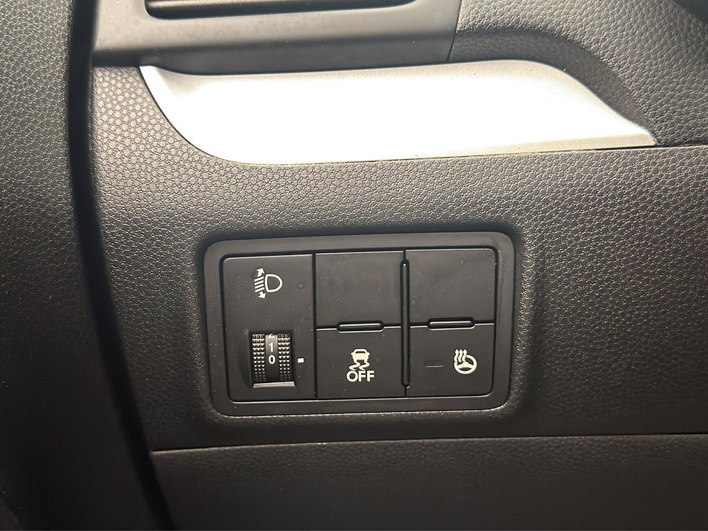 Vehicle Image 20