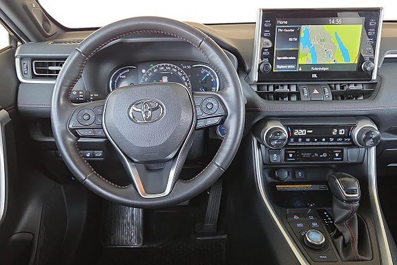 Vehicle Image 13