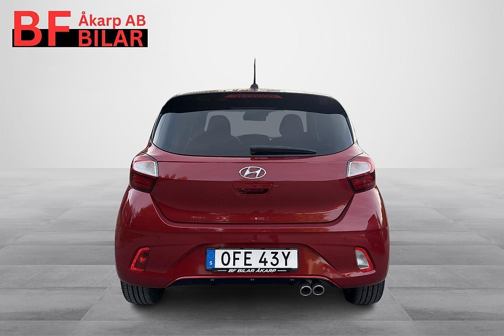 Vehicle Image 6