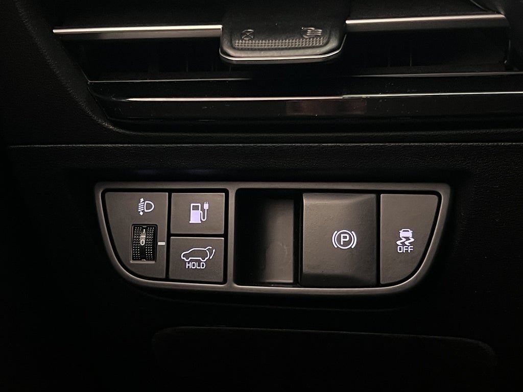 Vehicle Image 29