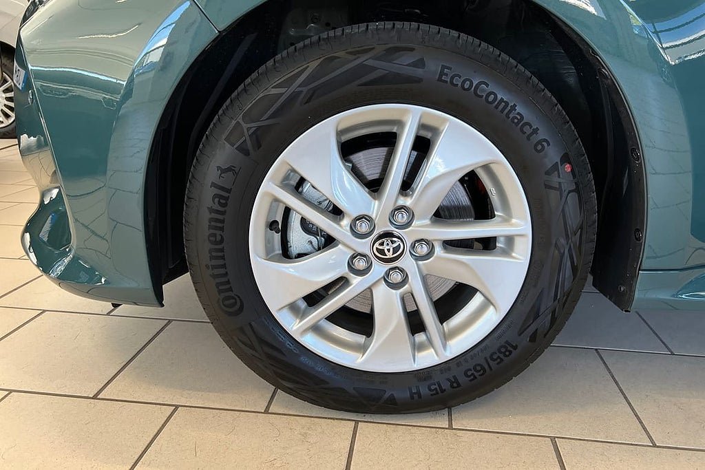 Vehicle Image 17
