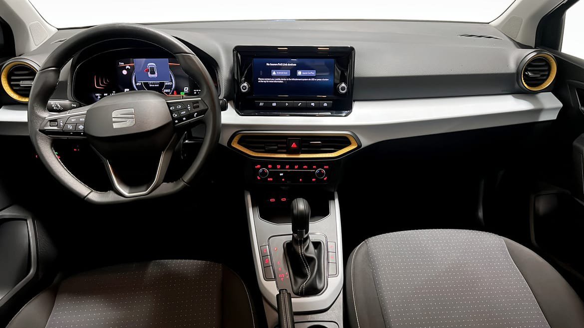 Vehicle Image 10