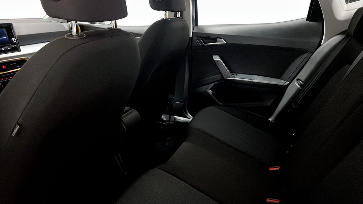 Vehicle Image 11