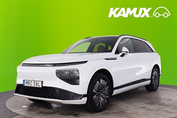 Vehicle Image 6