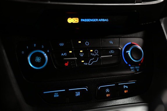 Vehicle Image 29