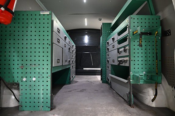 Vehicle Image 12