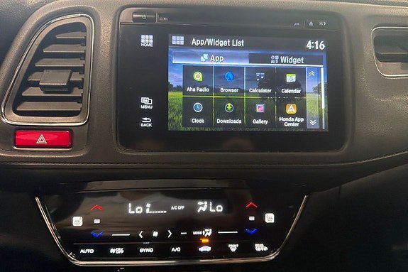 Vehicle Image 17