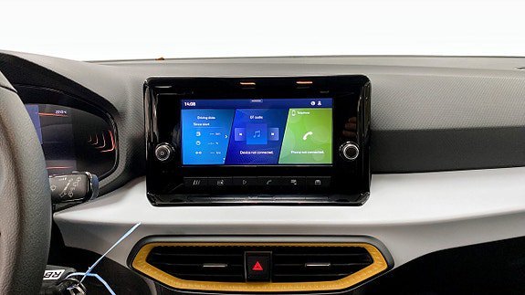Vehicle Image 9