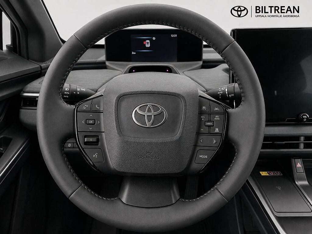 Vehicle Image 8