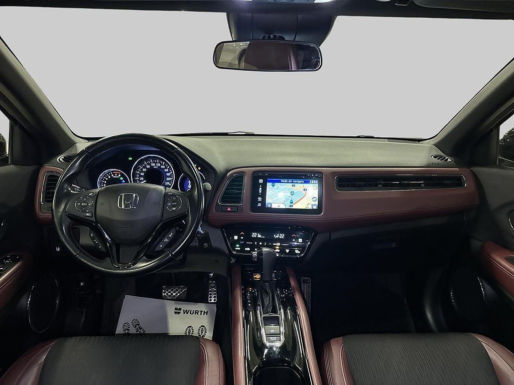 Vehicle Image 11
