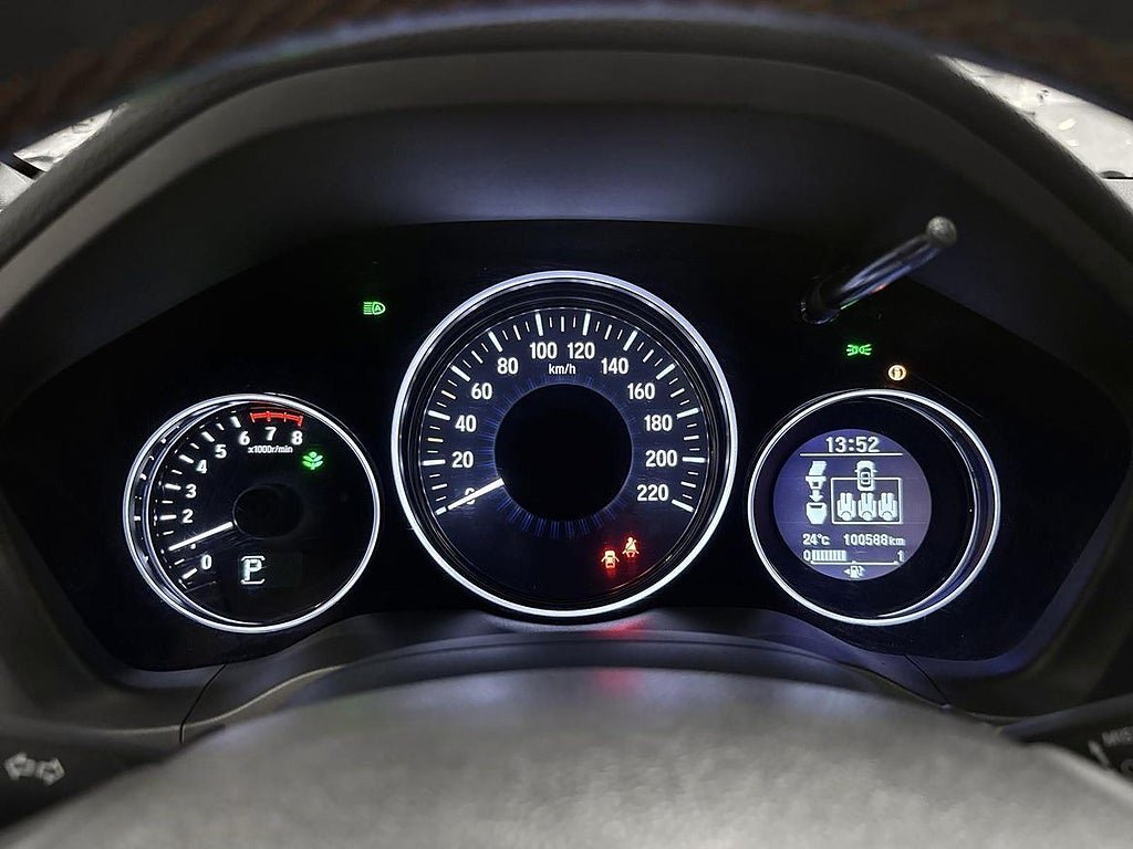 Vehicle Image 14