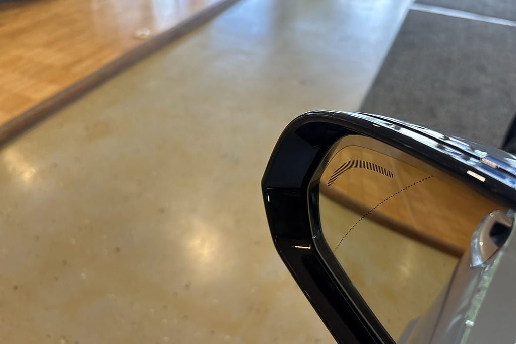 Vehicle Image 19