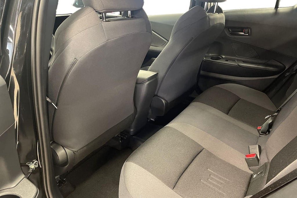 Vehicle Image 13