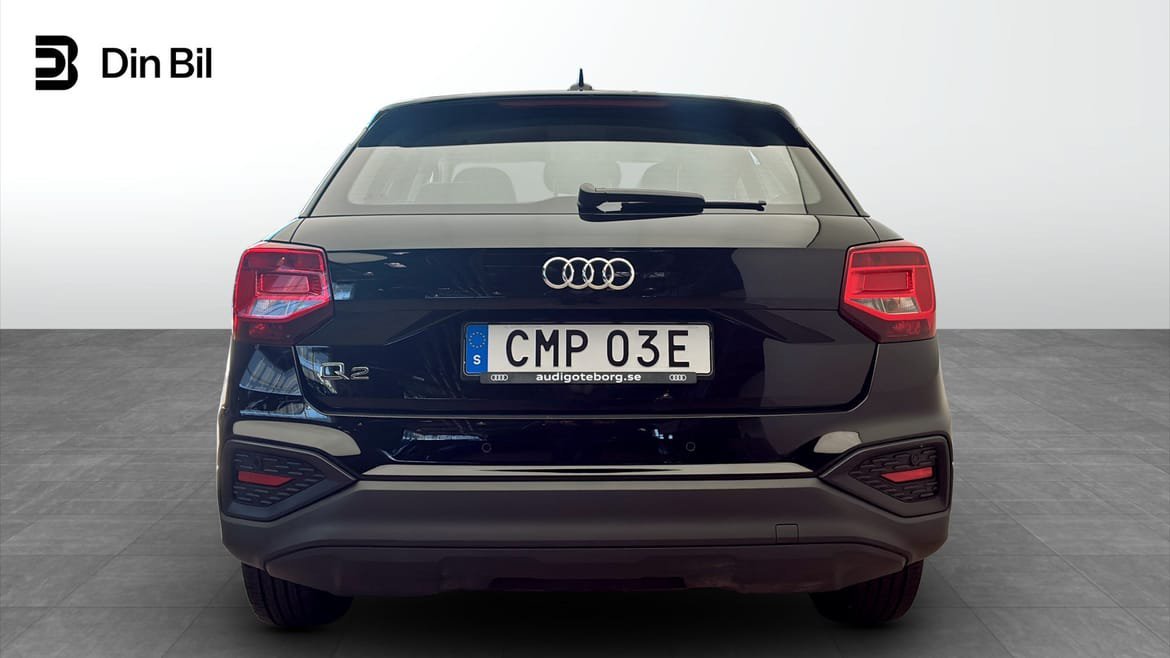 Vehicle Image 5